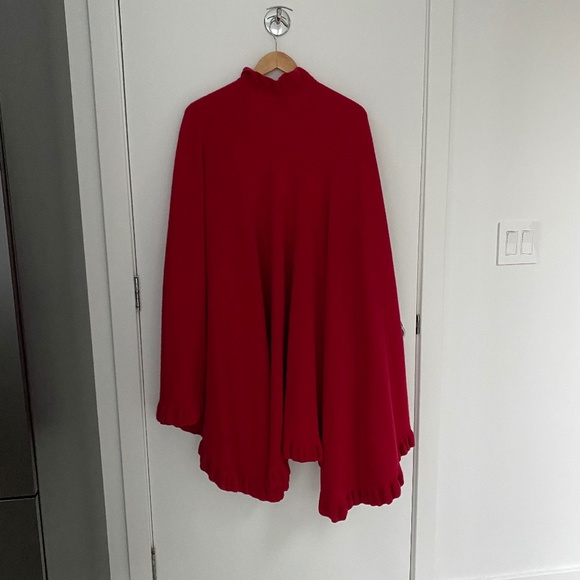 BERK Burlington Arcade Red Cape - Picture 3 of 5